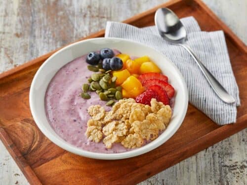 Berry Smoothie Bowl –